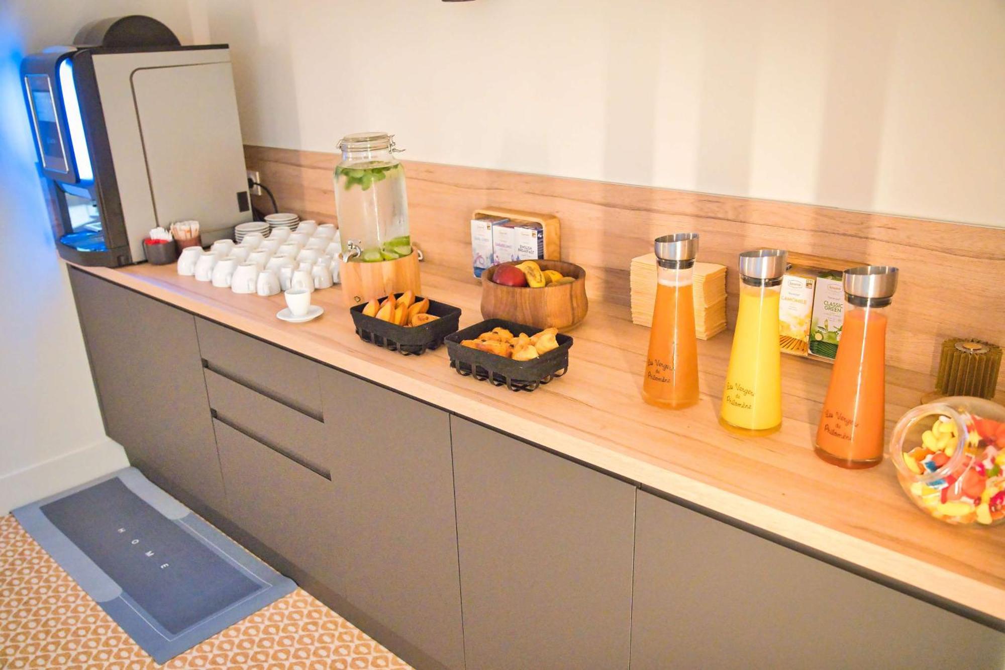 Hotel Yac Paris Clichy, A Member Of Radisson Individuals מראה חיצוני תמונה