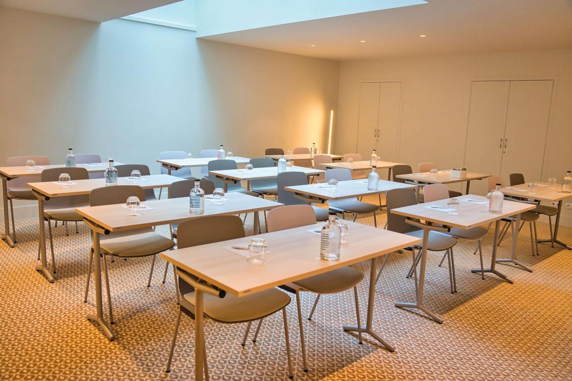Hotel Yac Paris Clichy, A Member Of Radisson Individuals מראה חיצוני תמונה