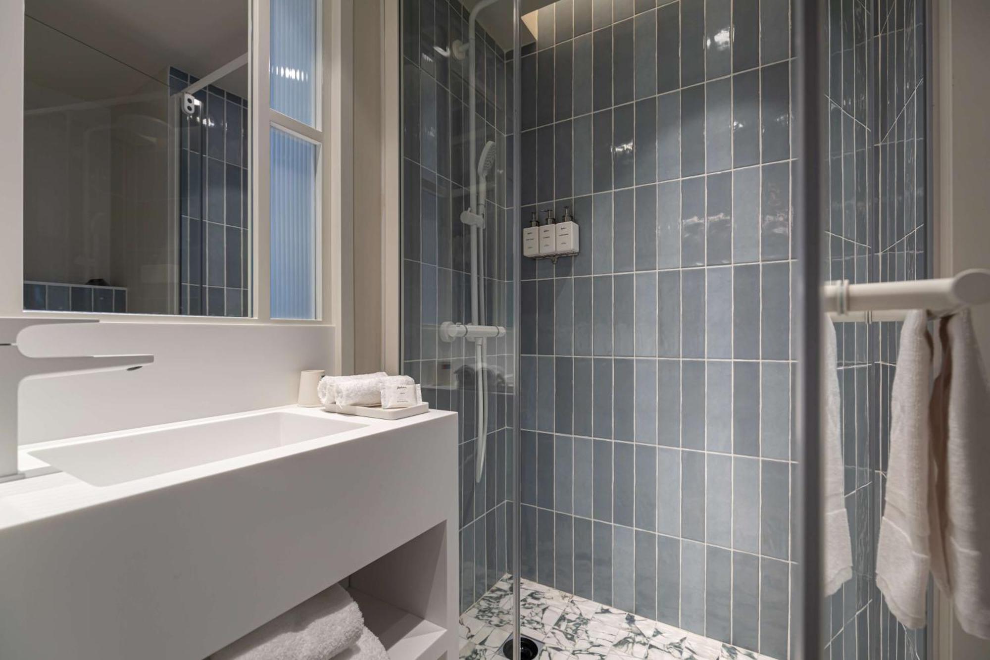 Hotel Yac Paris Clichy, A Member Of Radisson Individuals מראה חיצוני תמונה